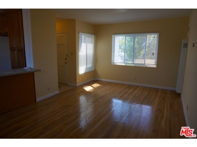 Foto del edificio - 5511-5523 Thornburn St