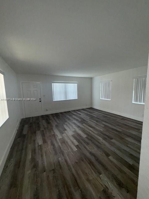 Foto del edificio - 5300 NW 14th Ave