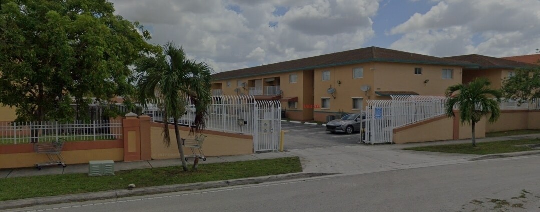 Building Photo - 2985 W 80th St