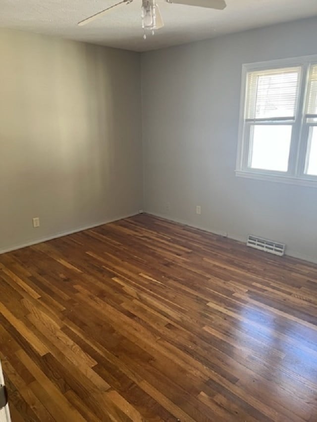 Building Photo - 802 W 25th Ave