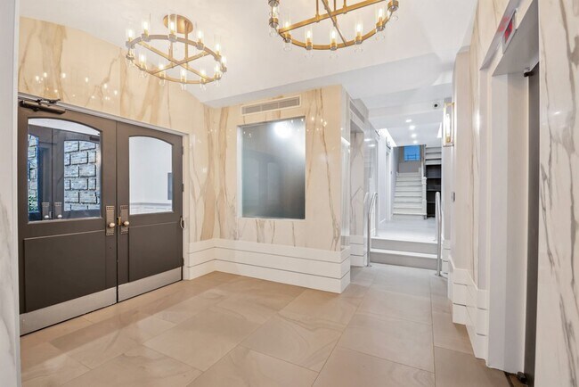 Foto del edificio - 226 E 70th St