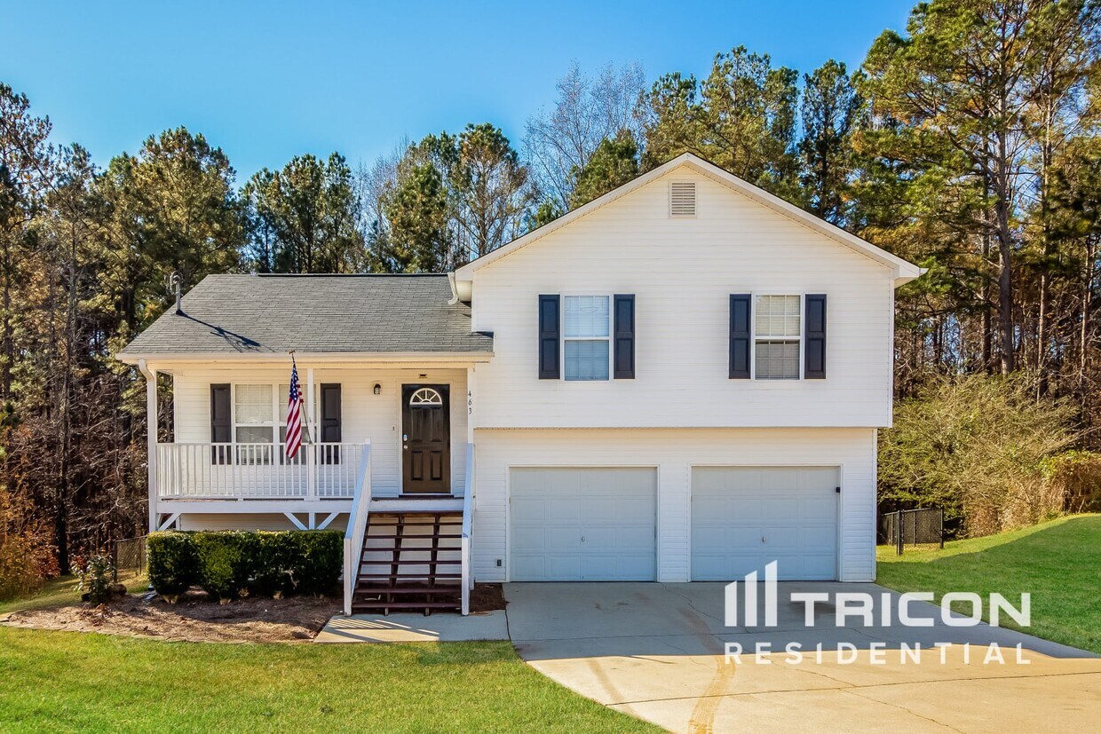Primary Photo - 463 Thorn Thicket Dr