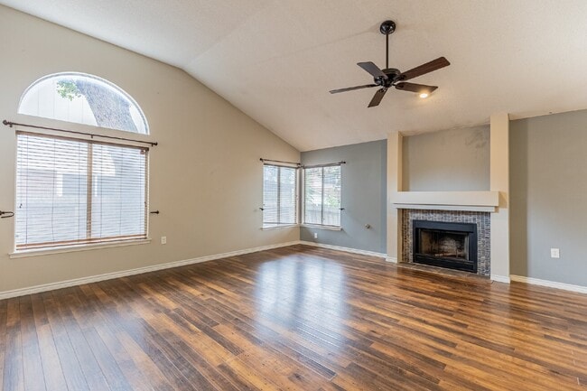 Building Photo - 9327 Marble Hill Dr