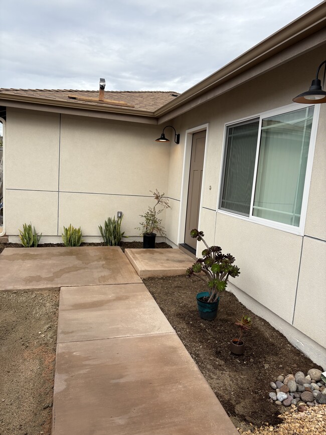Front entrance - 57 Palomar St