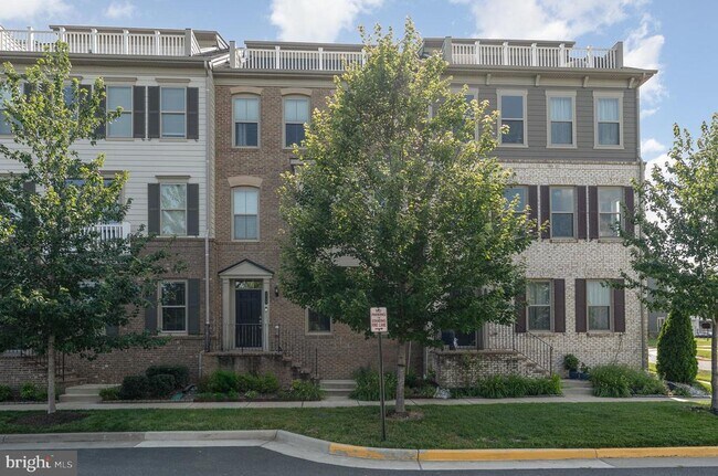 Foto del edificio - 1729 Cottonwood Grove Rd