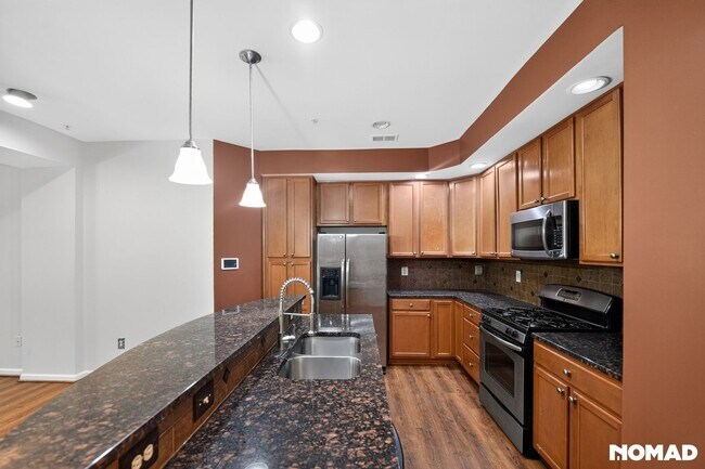 Foto del edificio - 1467 Braden Loop