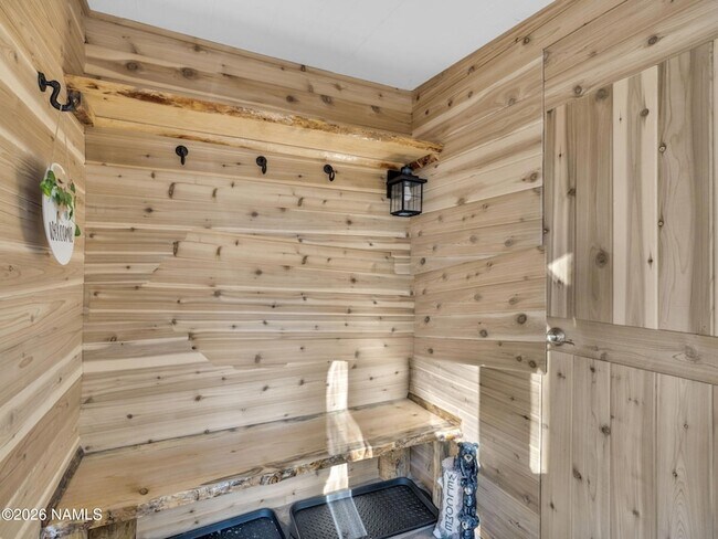 Foto del edificio - 3114 Owl Pl