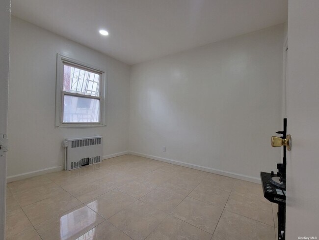 Foto del edificio - 9919 Avenue L