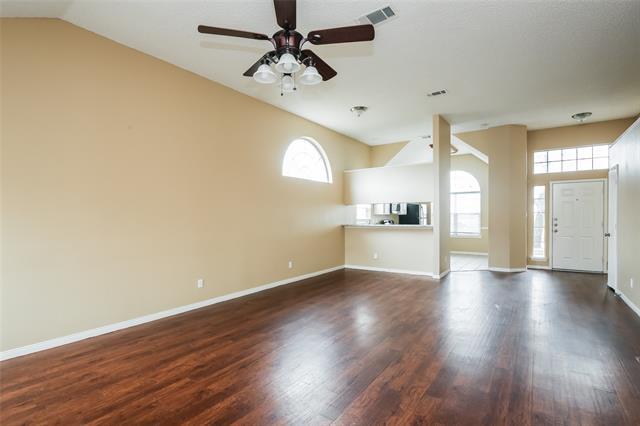 Building Photo - 211 Meandering Way