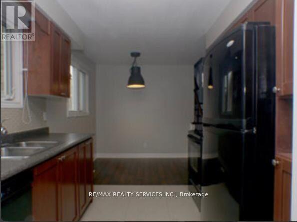 Building Photo - 48 Kincaid Ct