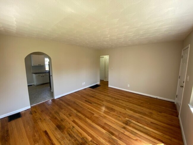 Foto del edificio - 1704 Piedmont Rd