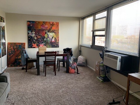 Living/Dining - 2740 S Prairie Ave