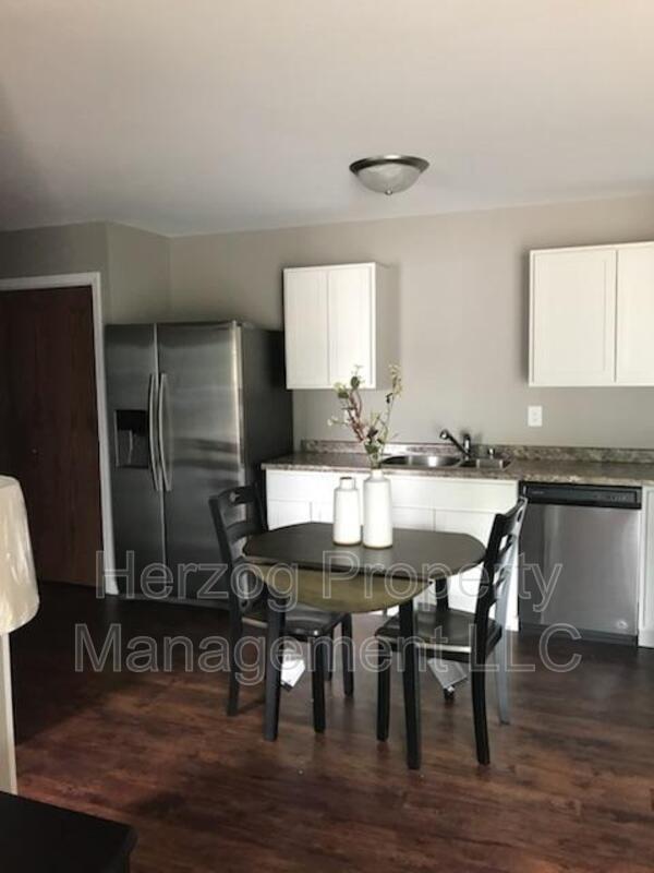 Building Photo - 520 NW 3rd St