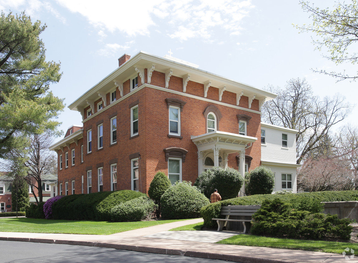 Building Photo - Shepherd Park Apartments