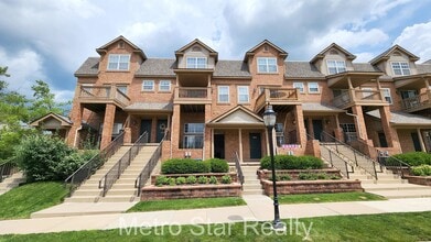 Building Photo - 2749 Barclay Way