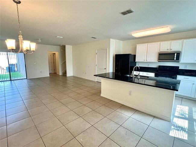 Foto del edificio - 1404 Dusty Stone Ln