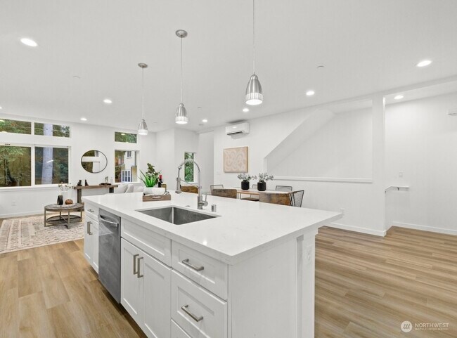 Foto del edificio - 14825 35th Ave W