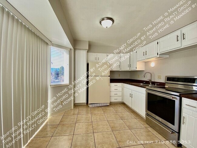 Foto del edificio - 4855 S Crimson Cir