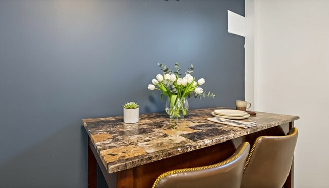 Foto del edificio - 6514 Adak St