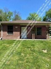 Building Photo - 254 Campus Ave
