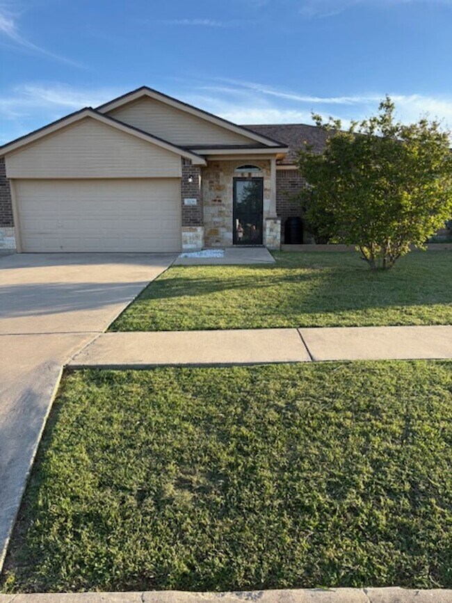 Building Photo - 3106 Alamocitos Creek Dr