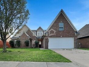 Building Photo - 5717 Antler Trail