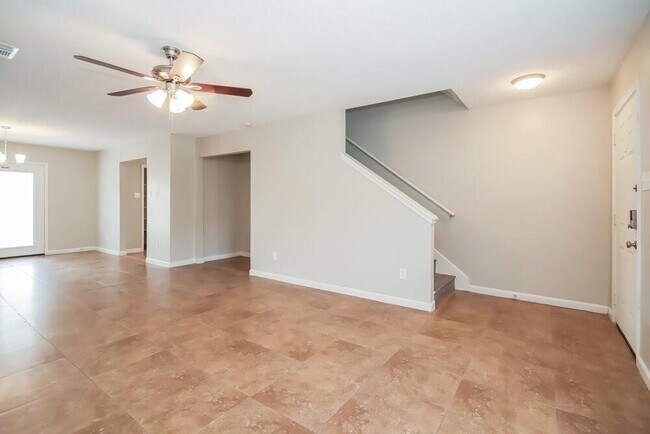 Foto del edificio - 1711 Oak Ridge Dr
