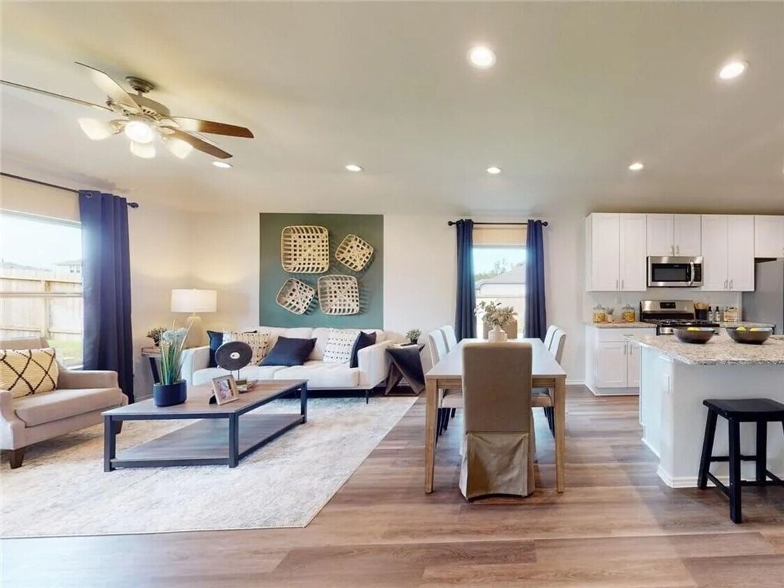 3510 N Scarlet Ln, Siloam Springs, AR House Rental in Siloam Springs