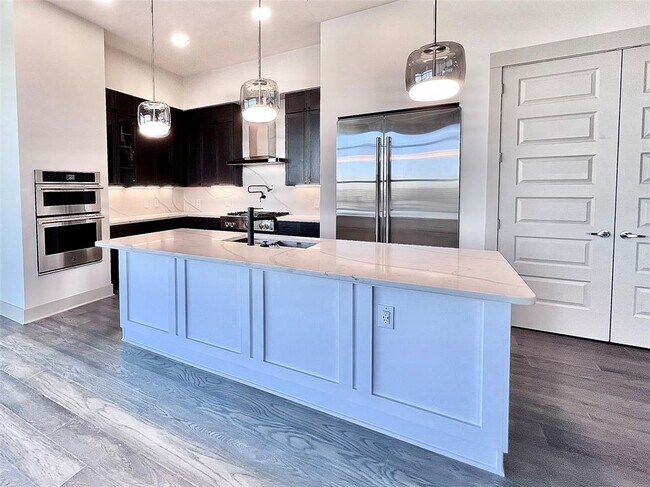 Foto del edificio - 3331 Oak Grove Ave