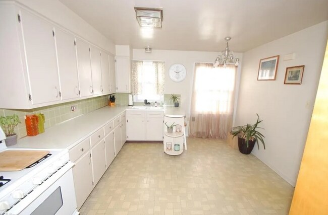 Foto del edificio - 407 Old Shay Ln