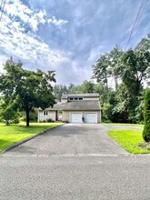 Building Photo - 8 Kennedy Dr