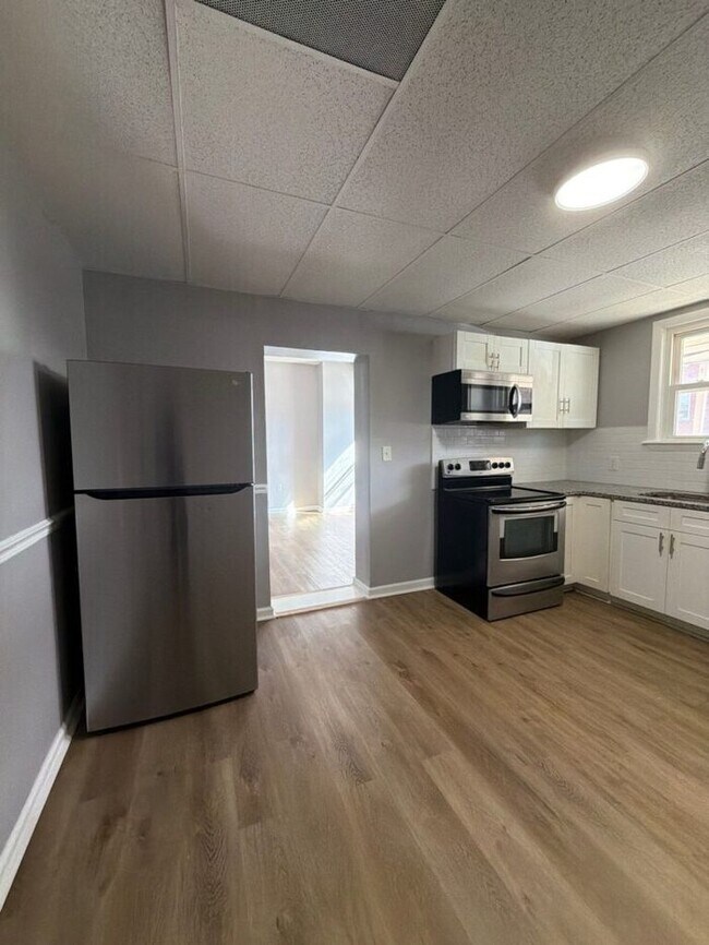 Foto del edificio - 3 bedrooms with parking