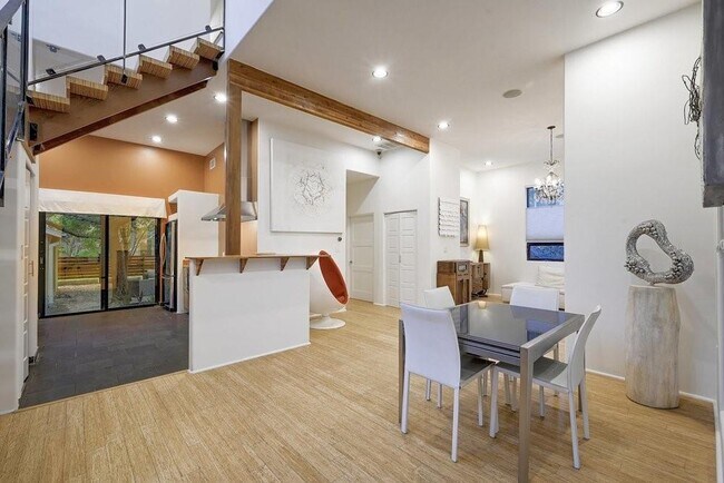 Building Photo - 3410 Werner Ave