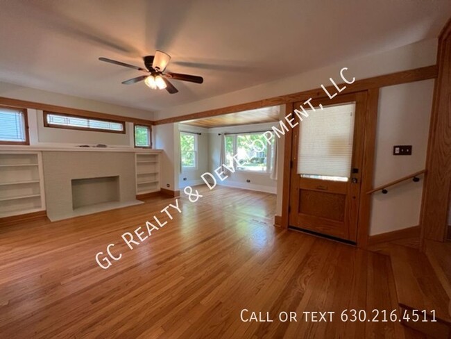 Foto del edificio - ***FULLY UPDATED / RIVER FOREST LOCATION /...