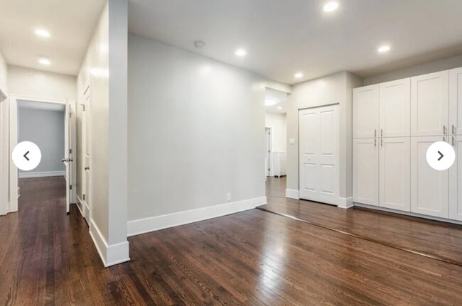 Foto del edificio - 1210 E Hyde Park Blvd