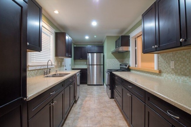 Foto del edificio - 1519 Fenwick Ave