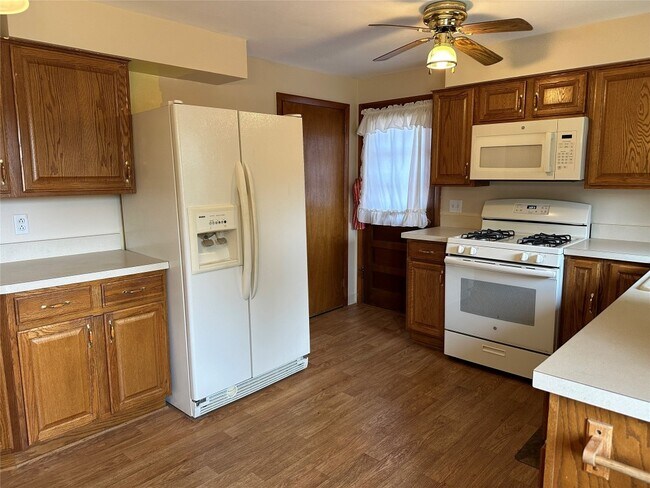 Building Photo - 2946 Northwood Dr