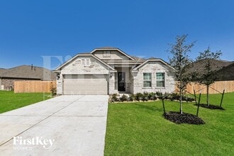 Building Photo - 14907 Lake Shore Ave