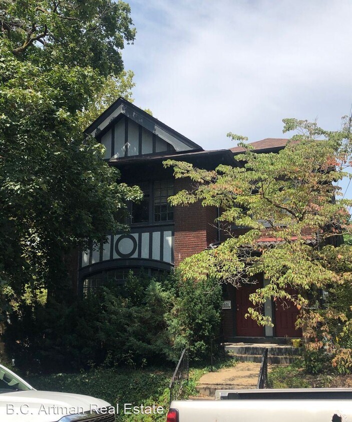 3 br, 1.5 bath House 5601 Darlington Road House Rental in