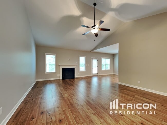 Foto del edificio - 189 Crystal Creek Dr