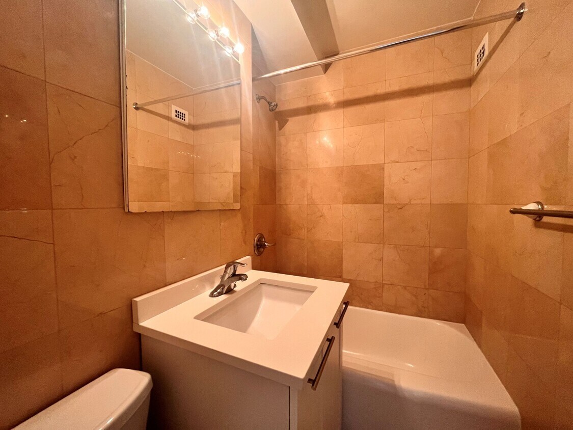 Foto del edificio - 435 E 79th St