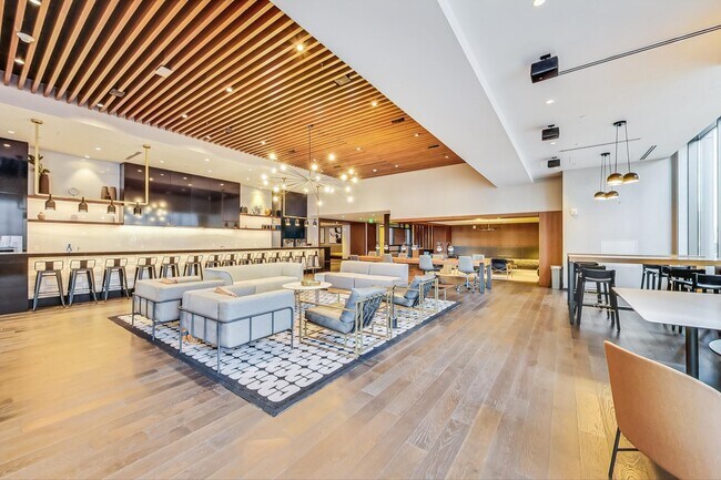 Foto del edificio - 135 Seaport Blvd