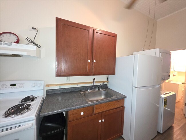 Foto del edificio - 601 W Washington Ave