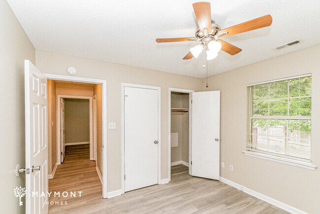 Building Photo - 21 Malbry Pl