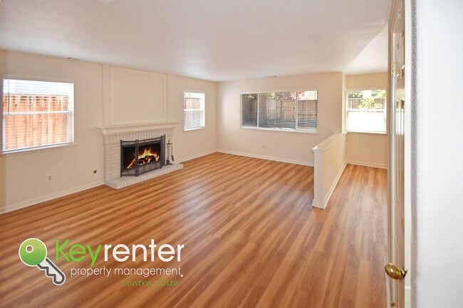 4-Bedroom Home in Sought-After Tassajara R... - 4-Bedroom Home in Sought-After Tassajara R...