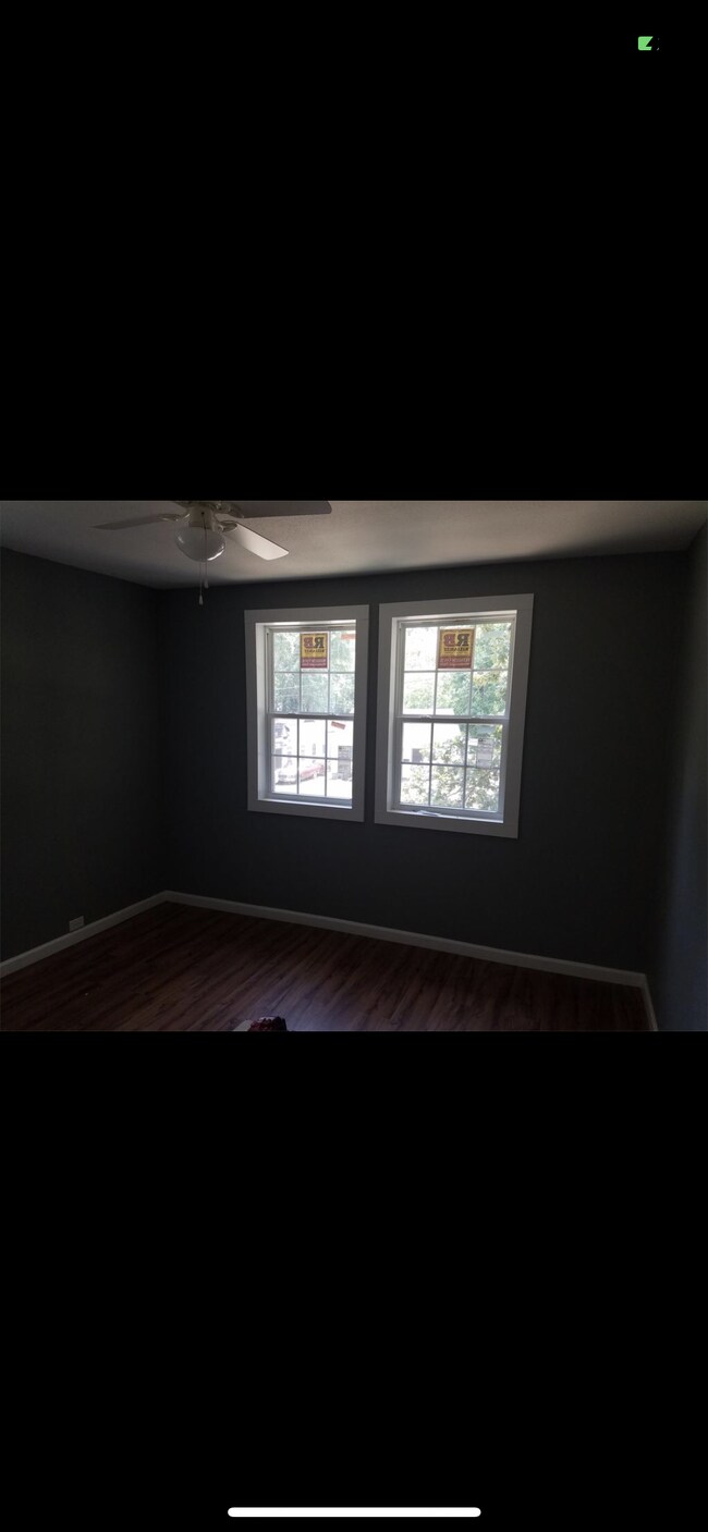 Building Photo - 1346 Summers St
