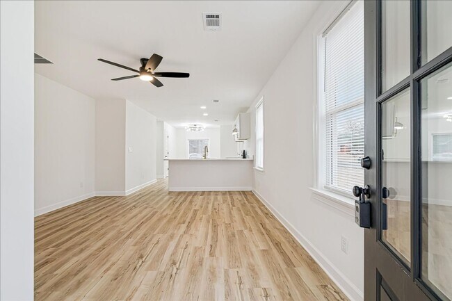 Foto del edificio - Spacious 4BR/2BA Home with 1,387 Sq Ft — Prime Memphis Location!