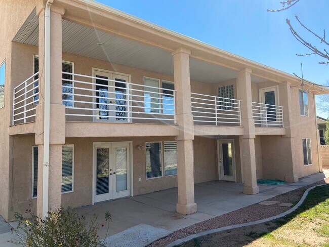 Foto del edificio - 163 N Stone Mountain Dr