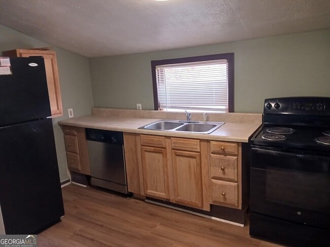 Building Photo - 5549 GA-42