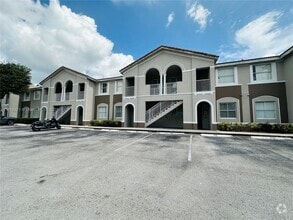 Building Photo - 1658 SE 28th Ct